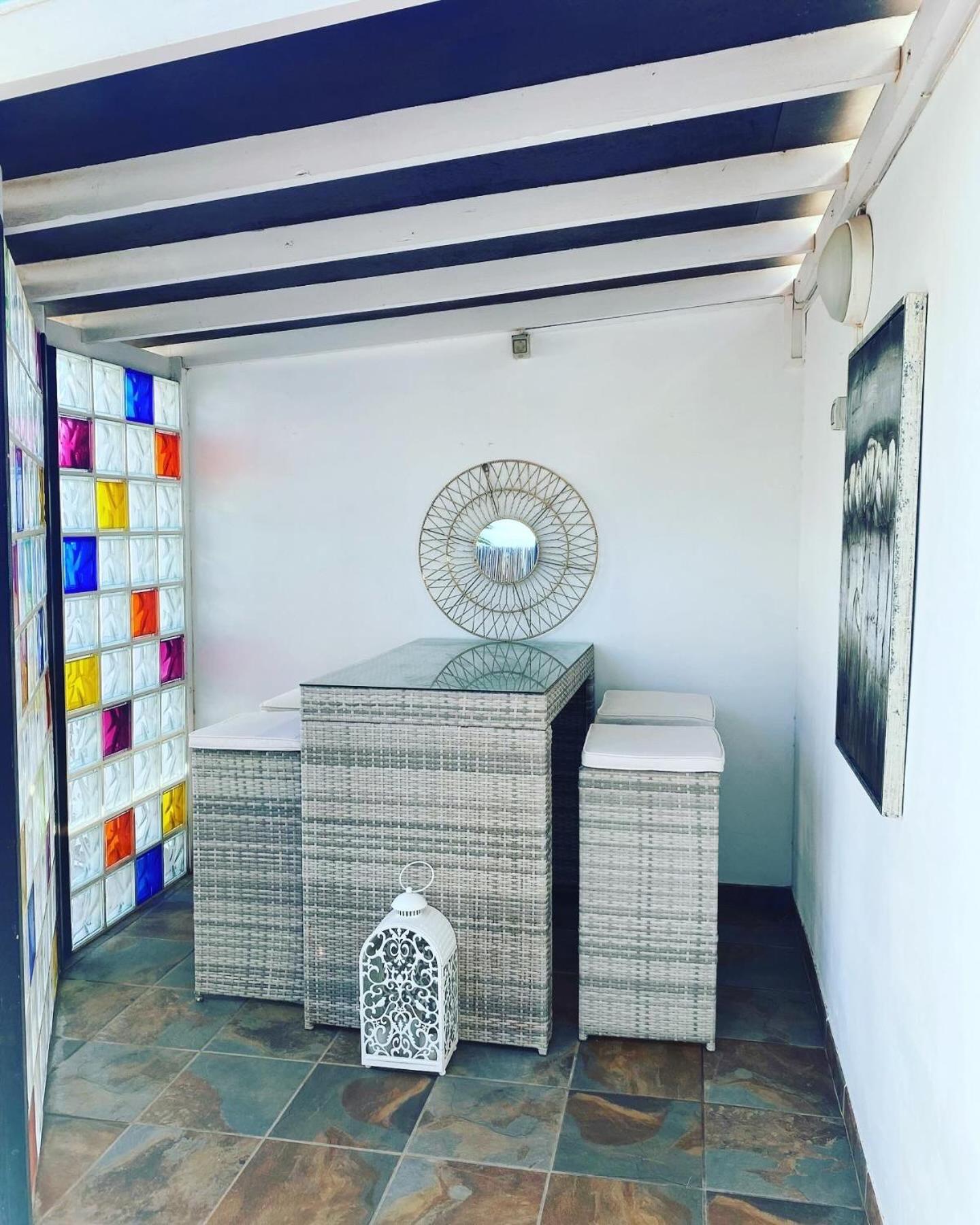 Large Studio Apartment! Costa Teguise Exterior photo